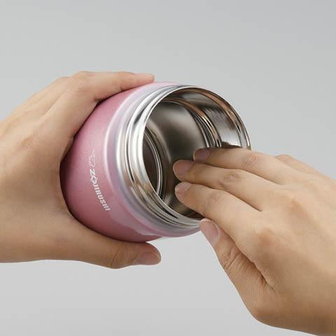 Zojirushi Stainless Steel Vacuum Insulated Food Jar, 0.75L, Soft Pink (SW-FCE75-PS)